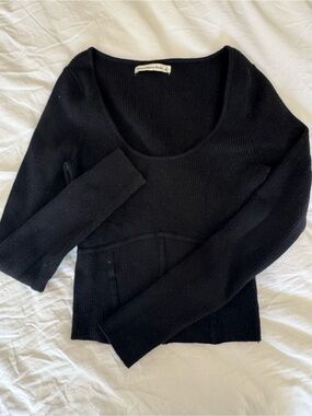 Abercrombie & Fitch Black Scoop-Neck Ribbed Women's Sweater